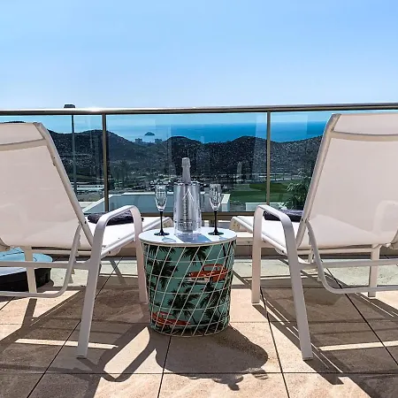 El Pequeno Paraiso Apartment *