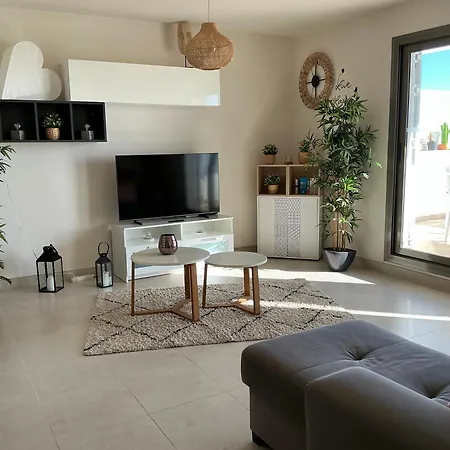 El Pequeno Paraiso Apartment *